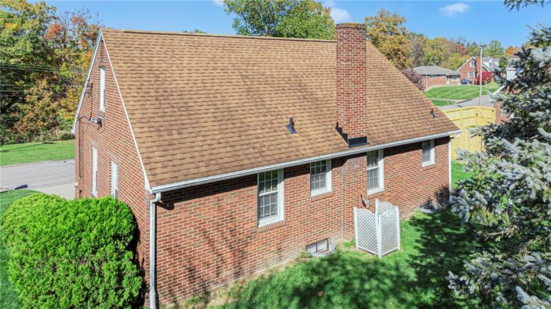 1774 Woodside Dr — photo 6