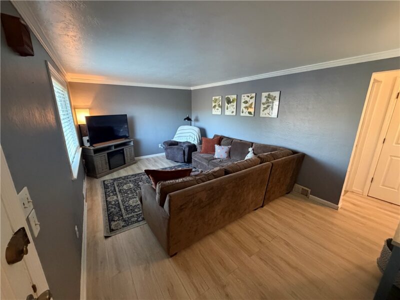 112 Drexel Ln — photo 5