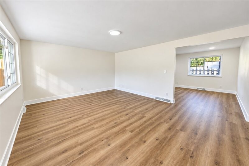 900 Sycamore St — photo 3