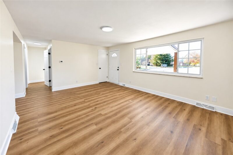 900 Sycamore St — photo 4