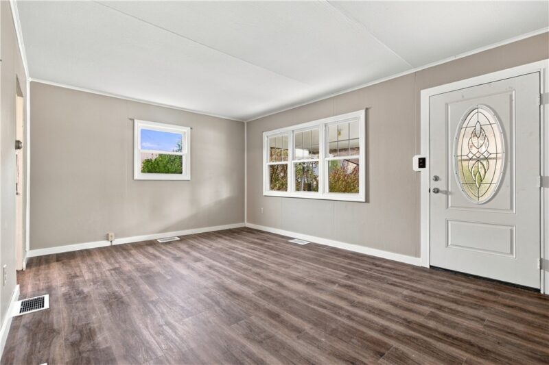 265 Berry St — photo 6