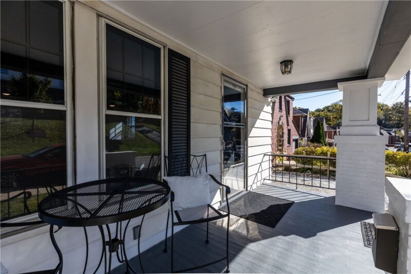 107 Burdine Ave — photo 2