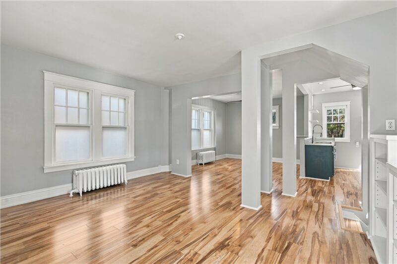 107 Burdine Ave — photo 4