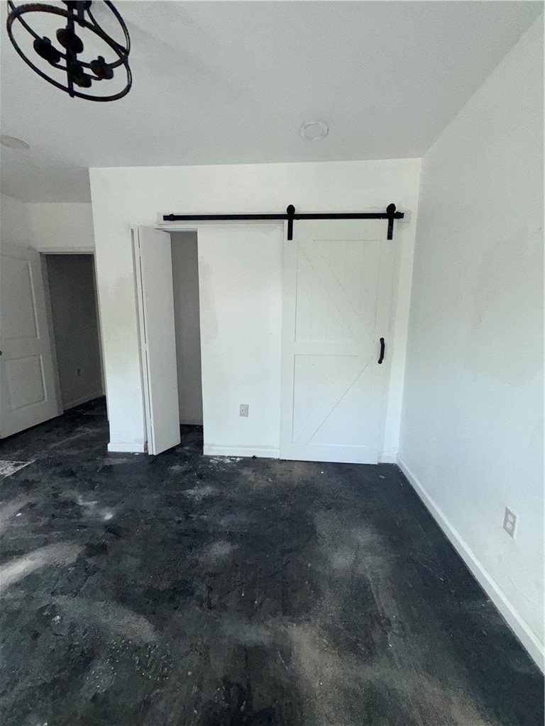 2904 White — photo 8