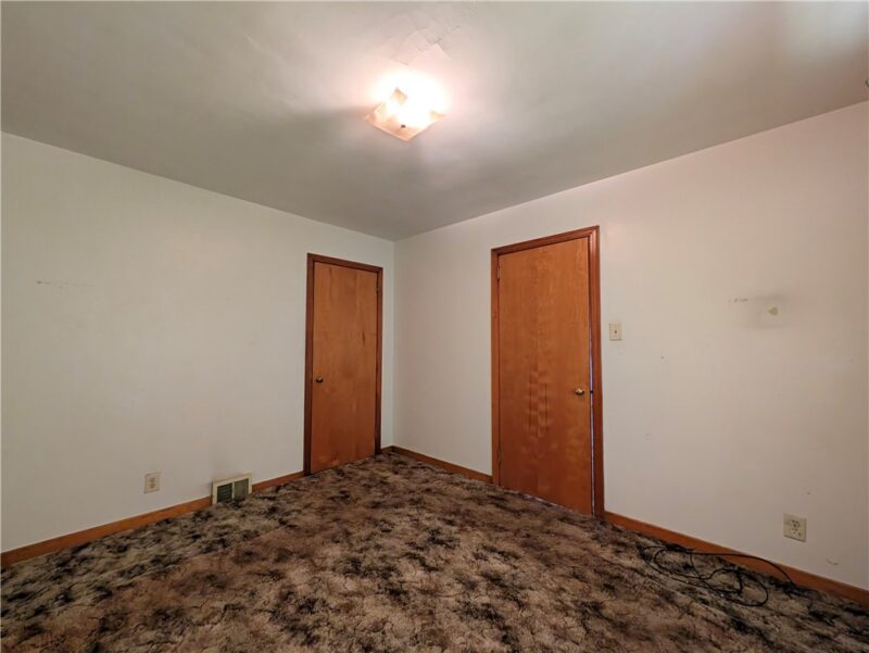 205 Linden Avenue — photo 3