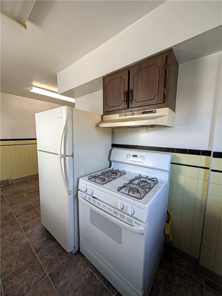 205 Linden Avenue — photo 8