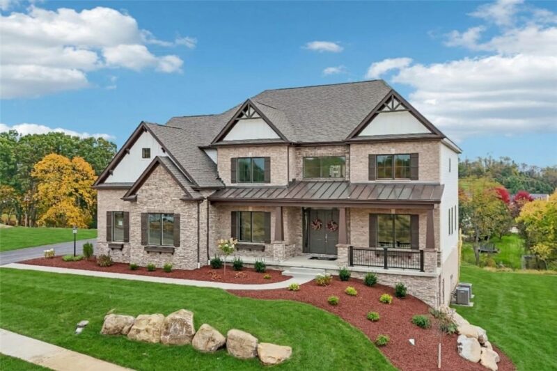 145 Wild Briar Dr — photo 2