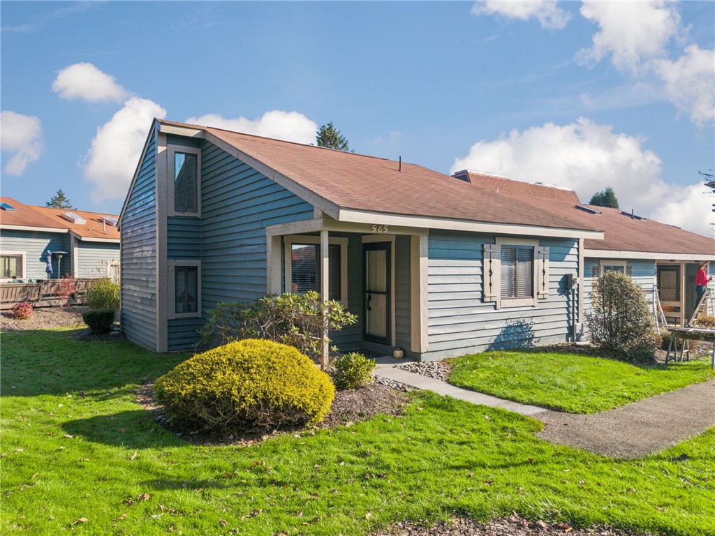 565 Pine Court — photo 1