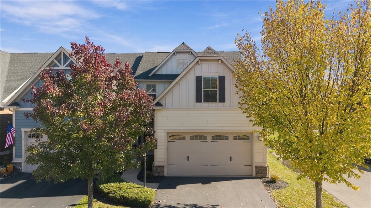 2000 Connecticut Ln — photo 1