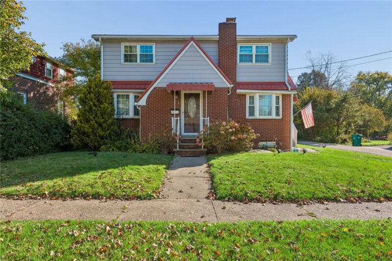 435 S 6th Street — photo 2