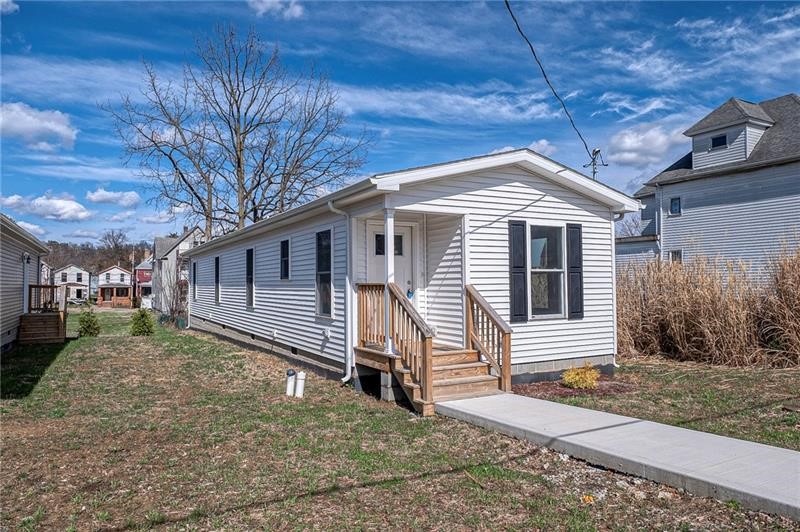 449 Motheral Ave — photo 1