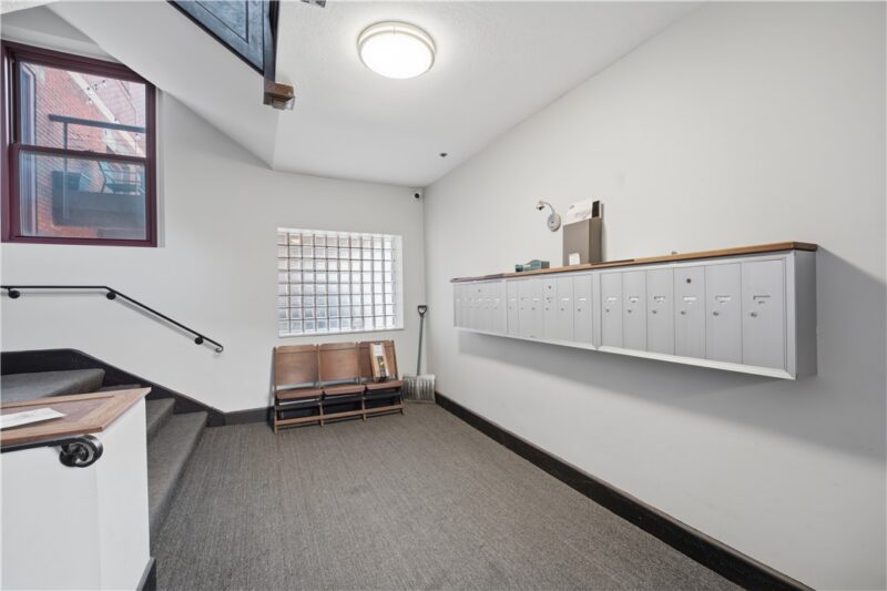 130 S 22nd St 3F — photo 3