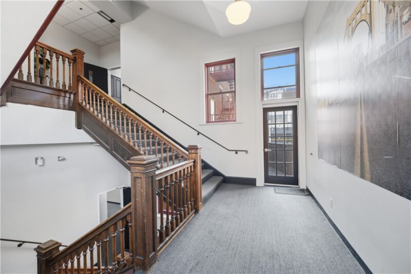 130 S 22nd St 3F — photo 4