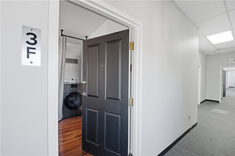 130 S 22nd St 3F — photo 5