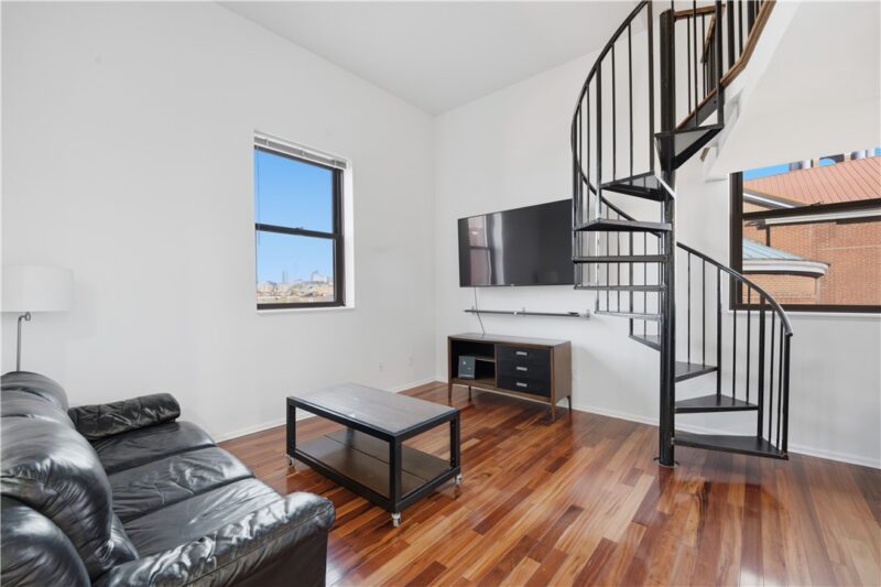 130 S 22nd St 3F — photo 7
