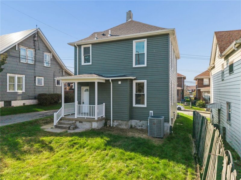 424 Delaware Ave — photo 3