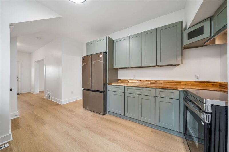 424 Delaware Ave — photo 6