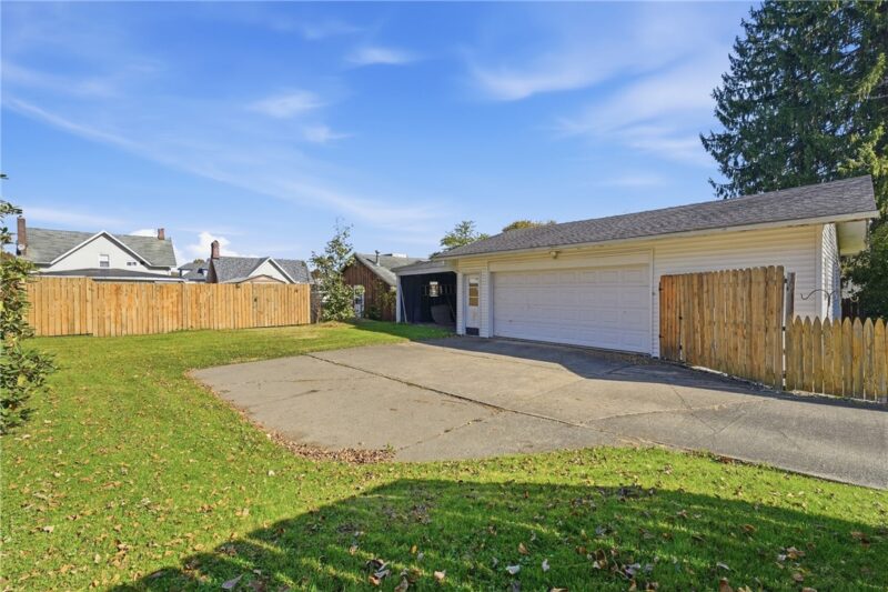 1432 Chestnut St. — photo 8