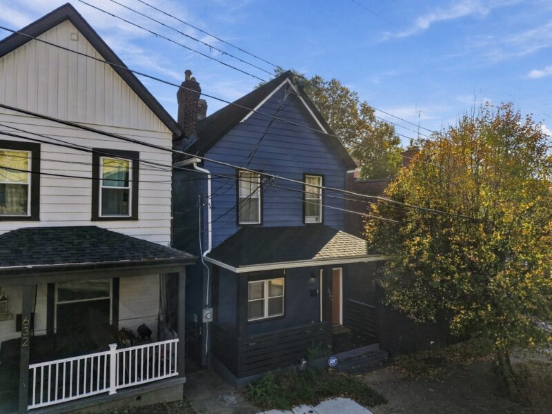 630 Watt STREET — photo 3