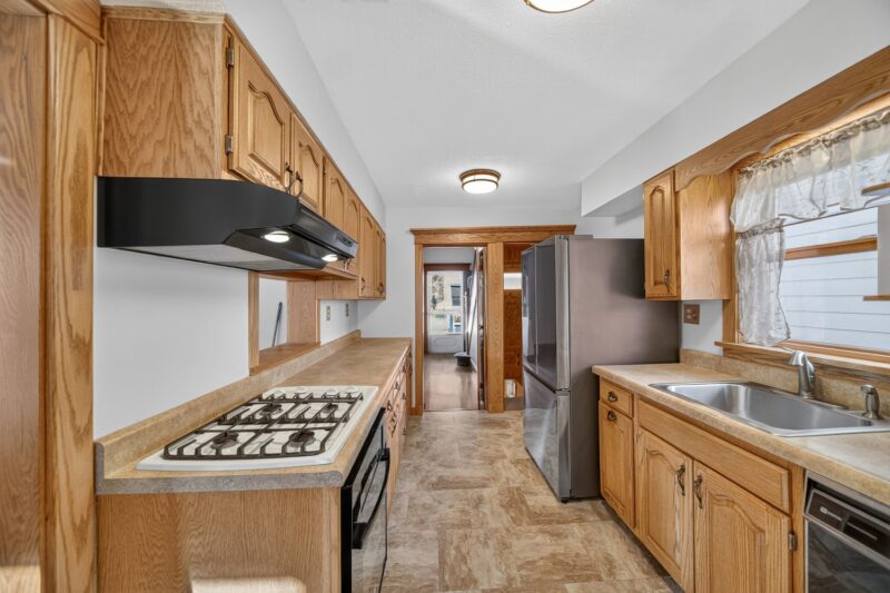 547 STAFFORD AVENUE — photo 4