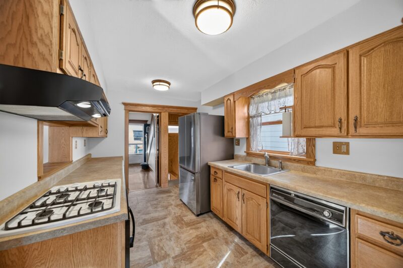 547 STAFFORD AVENUE — photo 5