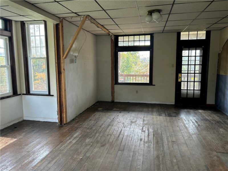 100 McGill Ave — photo 3
