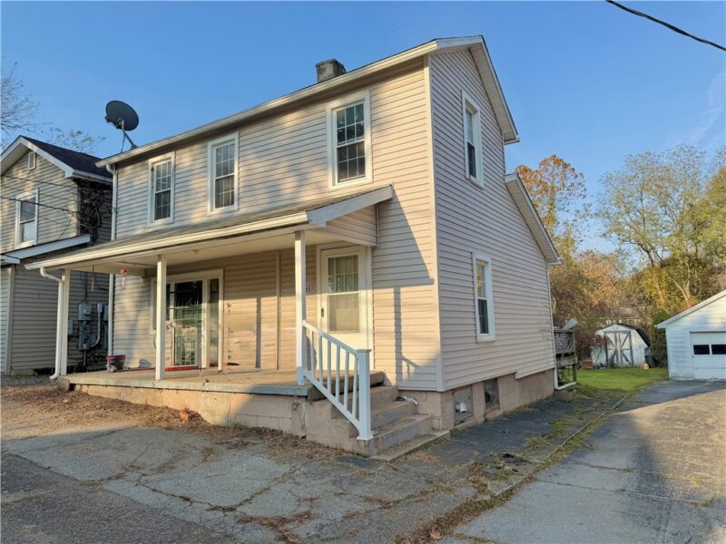 3057 Churchill Rd — photo 2
