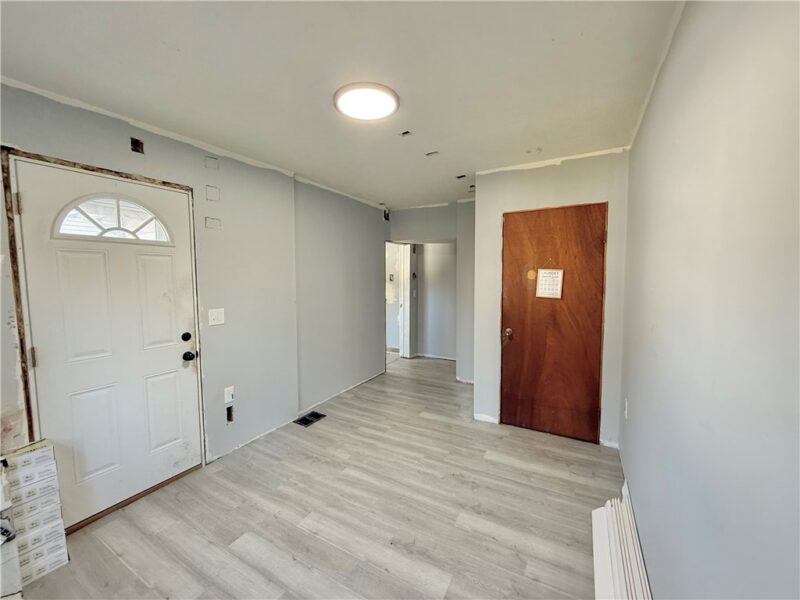 3057 Churchill Rd — photo 3