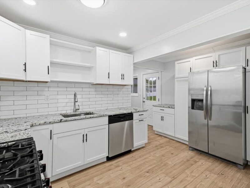 219 Sherwood Drive — photo 5