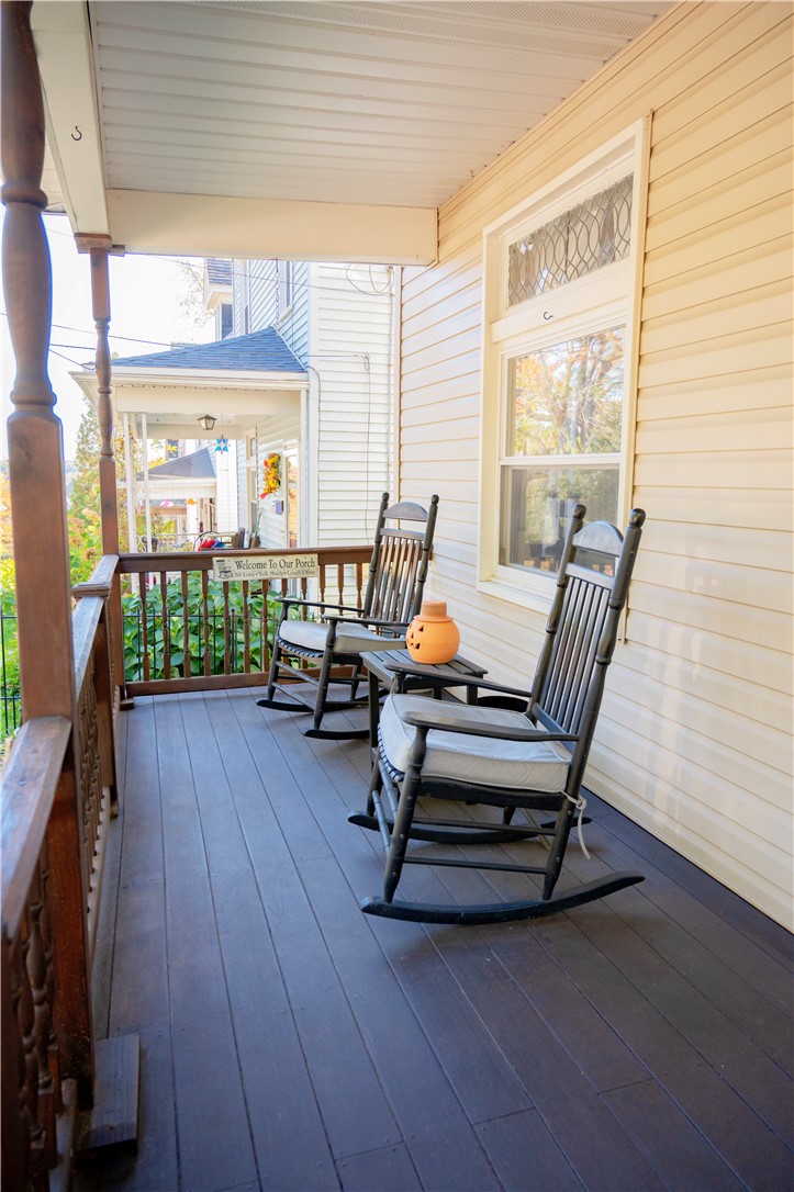 110 SUMMIT ST — photo 3