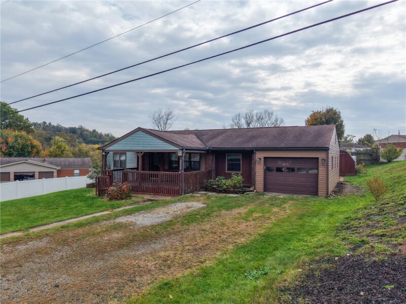 311 Cowan Dr — photo 2