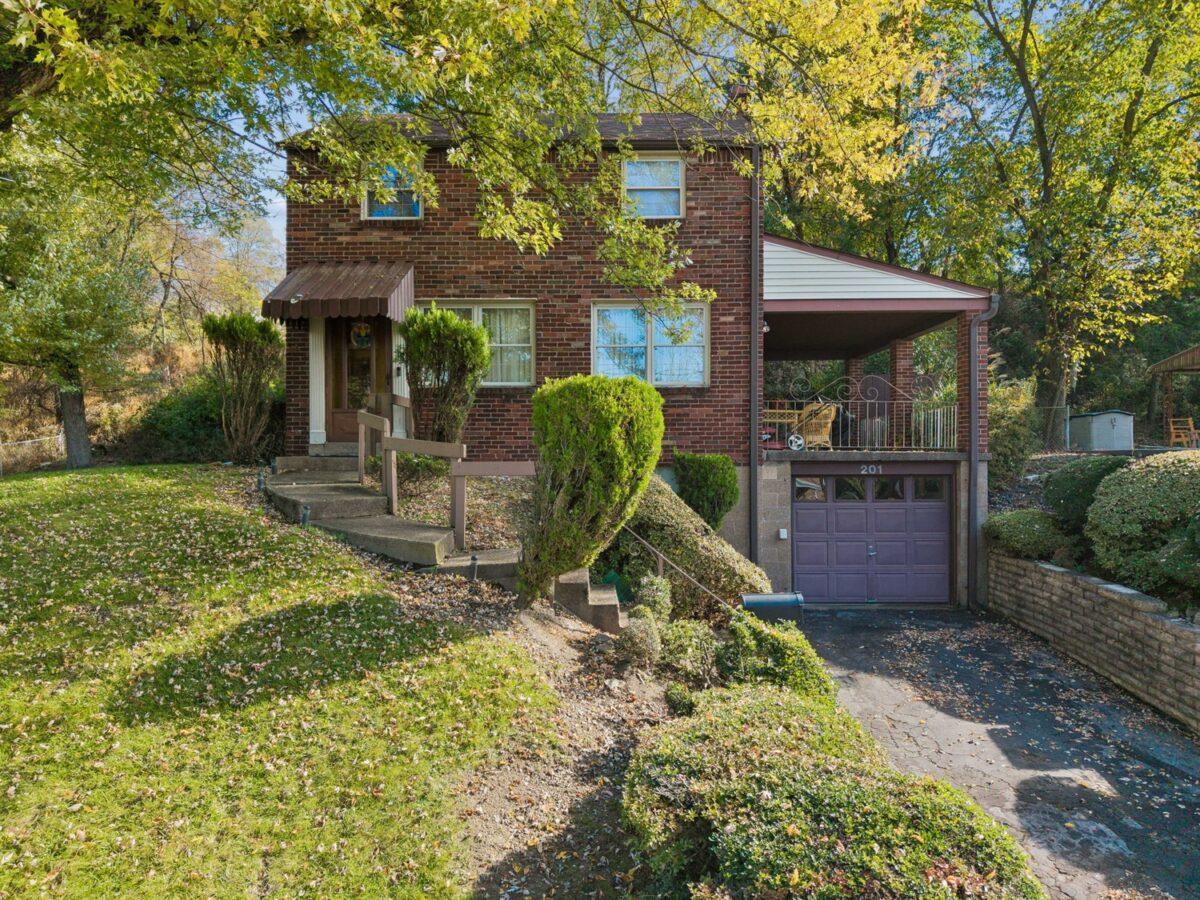 201 Marose Drive — photo 1