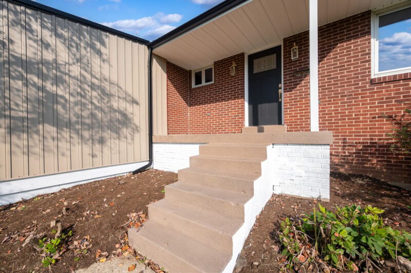 349 Dinnerbell Rd — photo 2