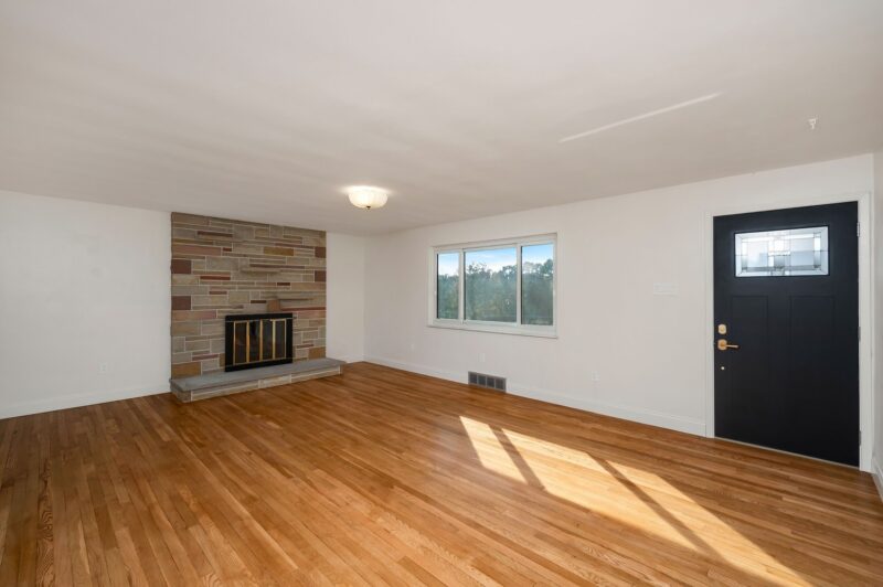 349 Dinnerbell Rd — photo 4