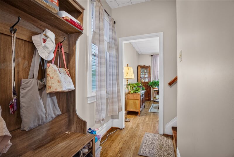 121 Carrick Ave — photo 6
