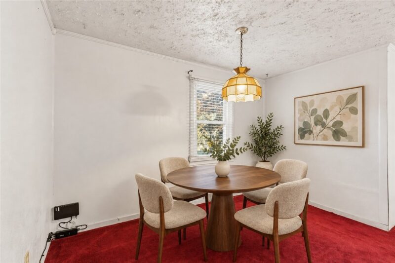 313 Foster Road — photo 8