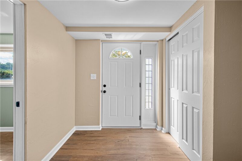 100 Woody Crest Dr — photo 3