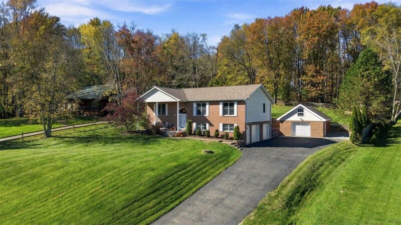 480 Hemlock Rd — photo 2