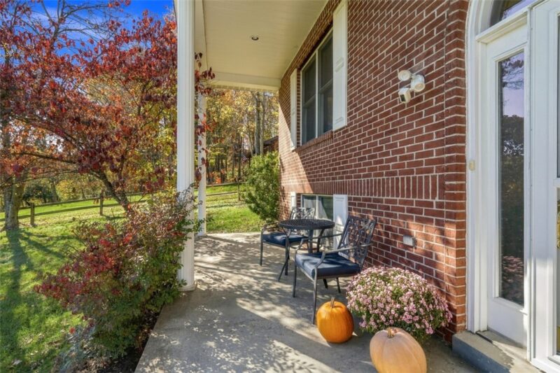 480 Hemlock Rd — photo 3