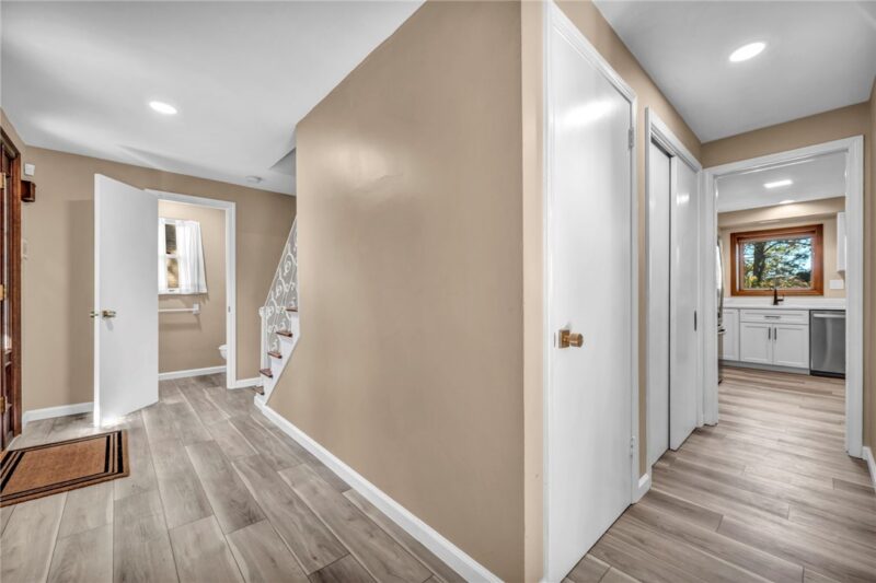 219 Main Entrance Dr — photo 4