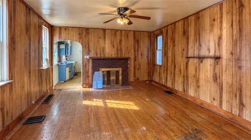 436 Conrad Avenue — photo 7