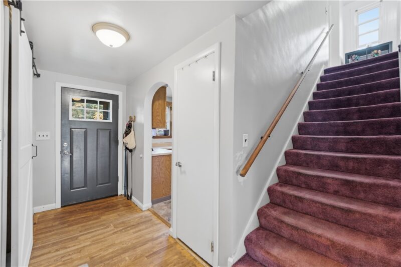 142 Merritt Dr — photo 5