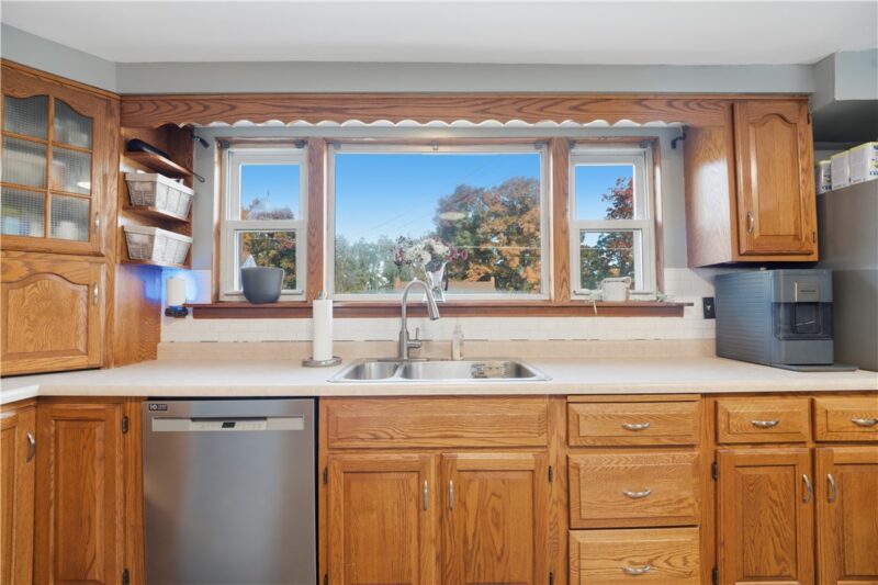 142 Merritt Dr — photo 8