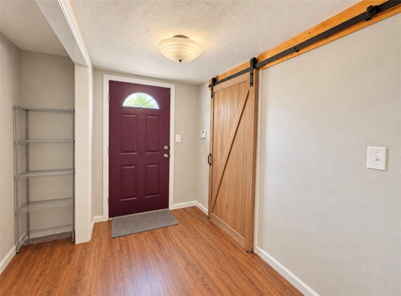 1013 Williams St — photo 3