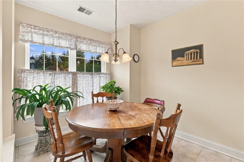 10533 Abbey Ln — photo 7