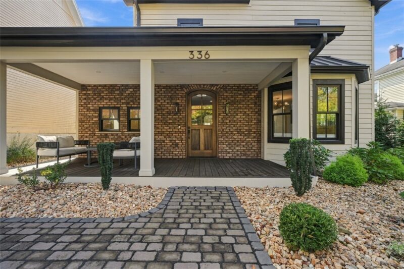 336 Thorn St — photo 3