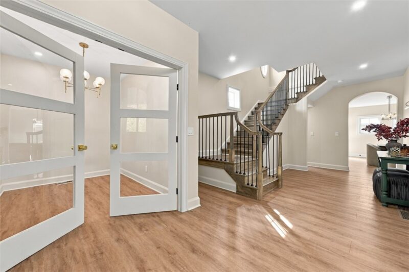 336 Thorn St — photo 6