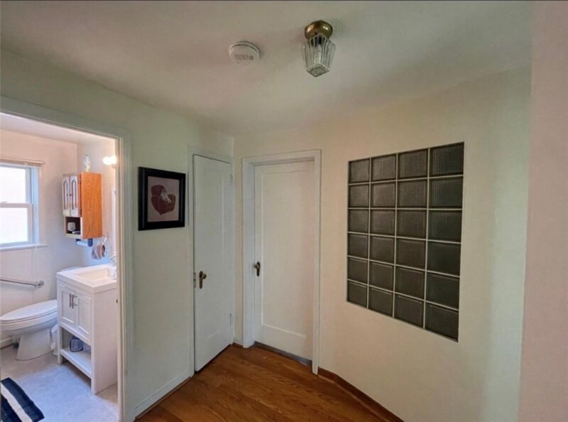 1453 Woodbine St — photo 5