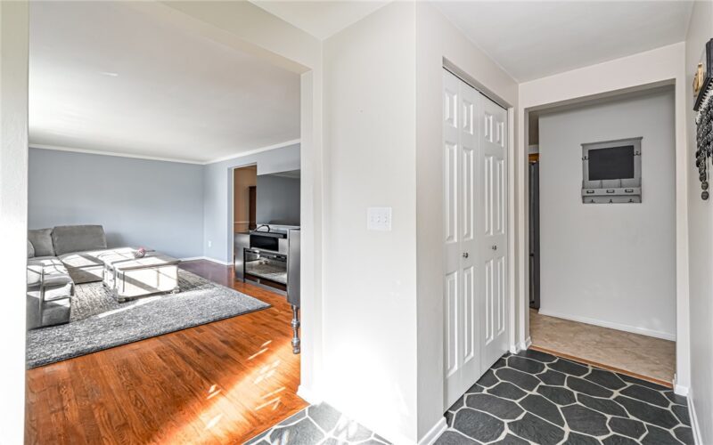506 Mohican Ave — photo 4