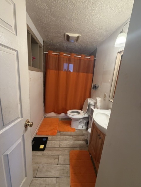 1070 Lawndale Street — photo 7